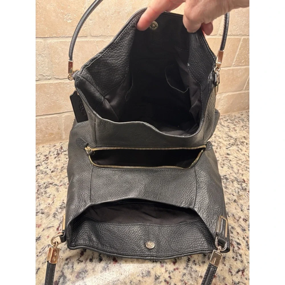 Coach Madison Phoebe Black Pebbled Leather 3 Compartment Hobo Shoulder‎ Bag EUC